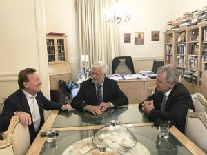 ΣΥΝΑΝΤΗΣΗ ΓΙΑ ΠΑΝΑΡΚΑΔΙΚΟ