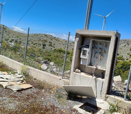 5.ΗΛΕΚΤΡΟΛΟΓΙΚΟΣ ΠΙΝΑΚΑΣ ΚΑΤΕΣΤΡΑΜΕΝΟΣ