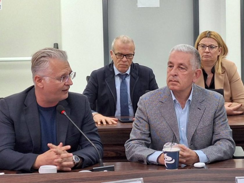 perifereia megalopoli