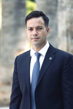 ΓΙΑΝΝΗΣ ΧΑΤΖΗΣ