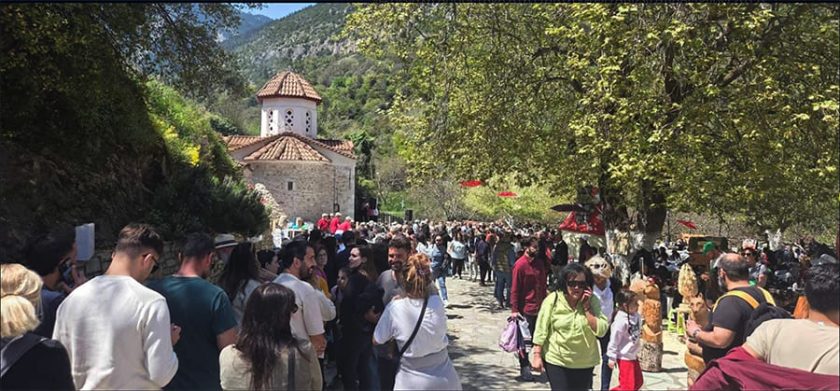 ΓΙΟΡΤΗ ΜΑΝΙΤΑΡΙΩΝ1