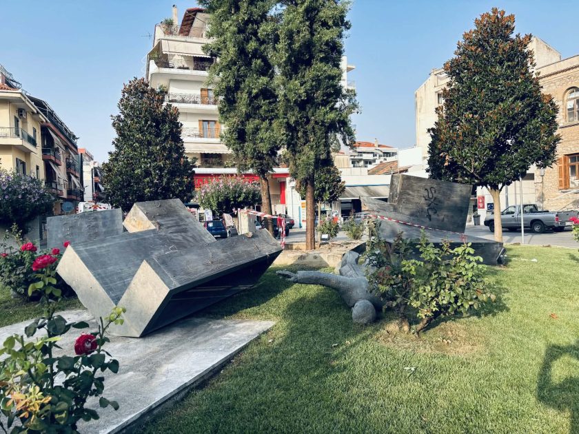 ΜΝΗΜΕΙΟ ΕΘΝΑΡΧ. ΜΑΚΑΡΙΟΥ